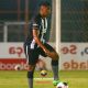 Luis Segovia se destaca como titular en Botafogo en el fútbol brasileño